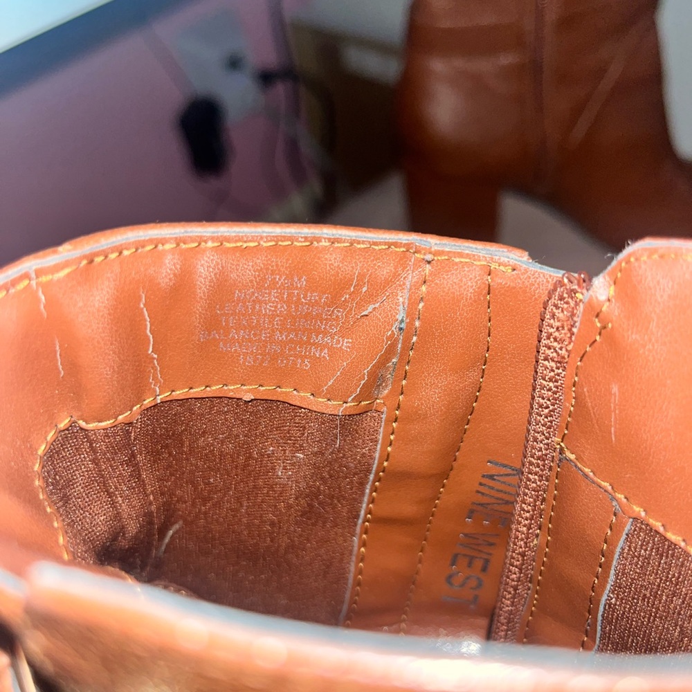 Nine West Women's Brown Leather Booties Size 7.5 - Picture 8 of 11